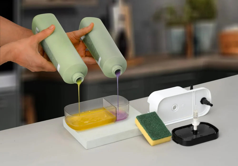 SELL ON 3 IN 1 HAND WASH & DISH SOAP DISPENSER WITH SPONGE HOLDER, Plastic, 1000 ml